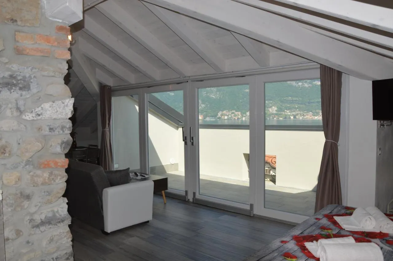 Apartment White Suite - Jacuzzi, Swimming Pool & Lake View Lezzeno